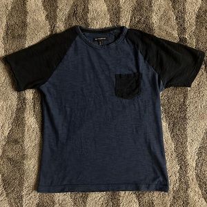 Banana Republic Pocket Tee - Medium - Blue